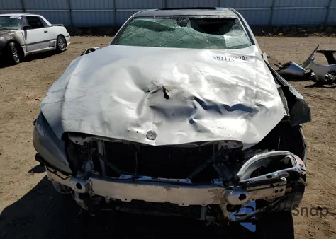 2015 Mercedes-Benz C 300 4Matic из США, поврежденный, VIN 55SWF4KBXFU015564